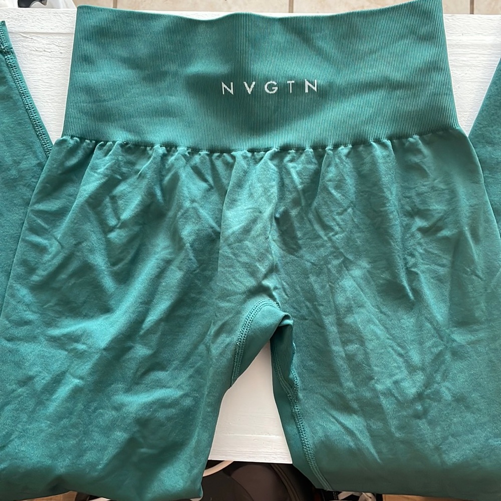 NVGTN emerald green leggings